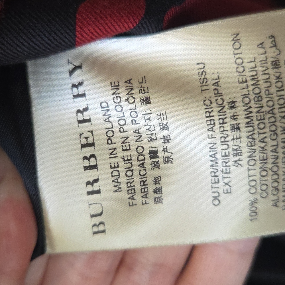 Burberry Red and Black Camo Trench Coat Limited Edition - Picture 14 of 15